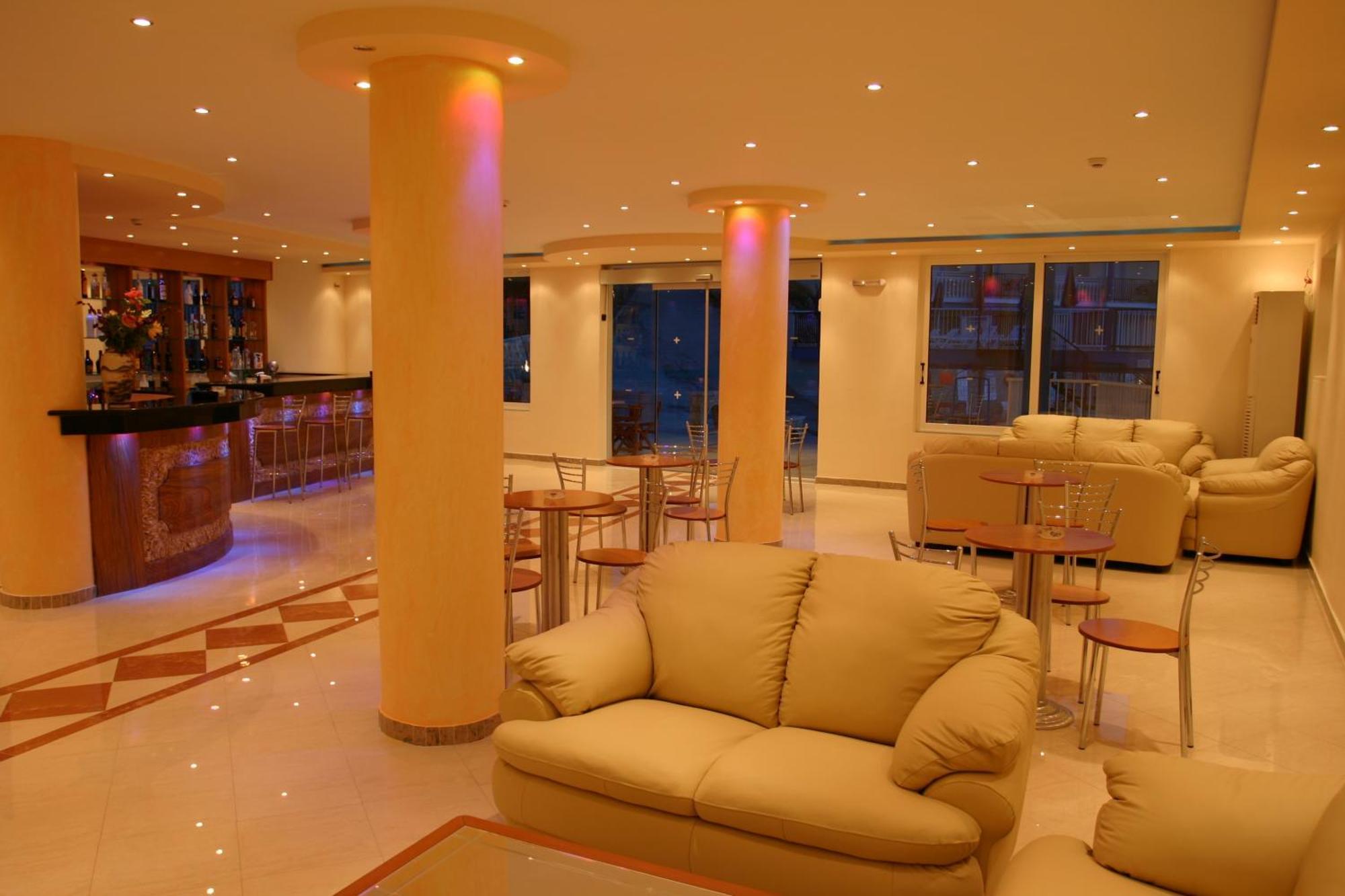 Christina Apartments Tsilivi  Bagian luar foto